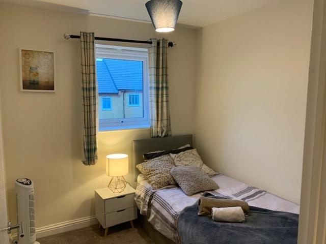 Alpha, Private Double Room, City Centre, Free Parking, Sittingbourne, Kent מראה חיצוני תמונה