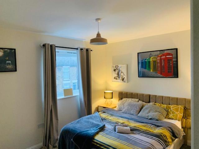 Alpha, Private Double Room, City Centre, Free Parking, Sittingbourne, Kent מראה חיצוני תמונה